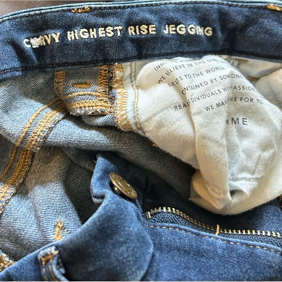 American Eagle next level stretch curvy high rise jegging size 4 short - Picture 3 of 6